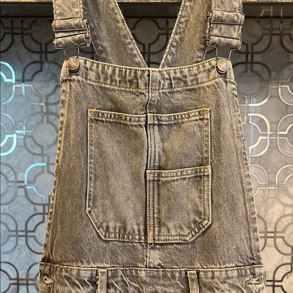 🔥🔥We the free Good luck Barrel Overalls NWT SZ small in archive gray - Picture 2 of 9